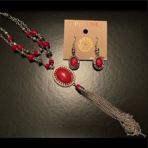 Long tassel necklace & earring set
